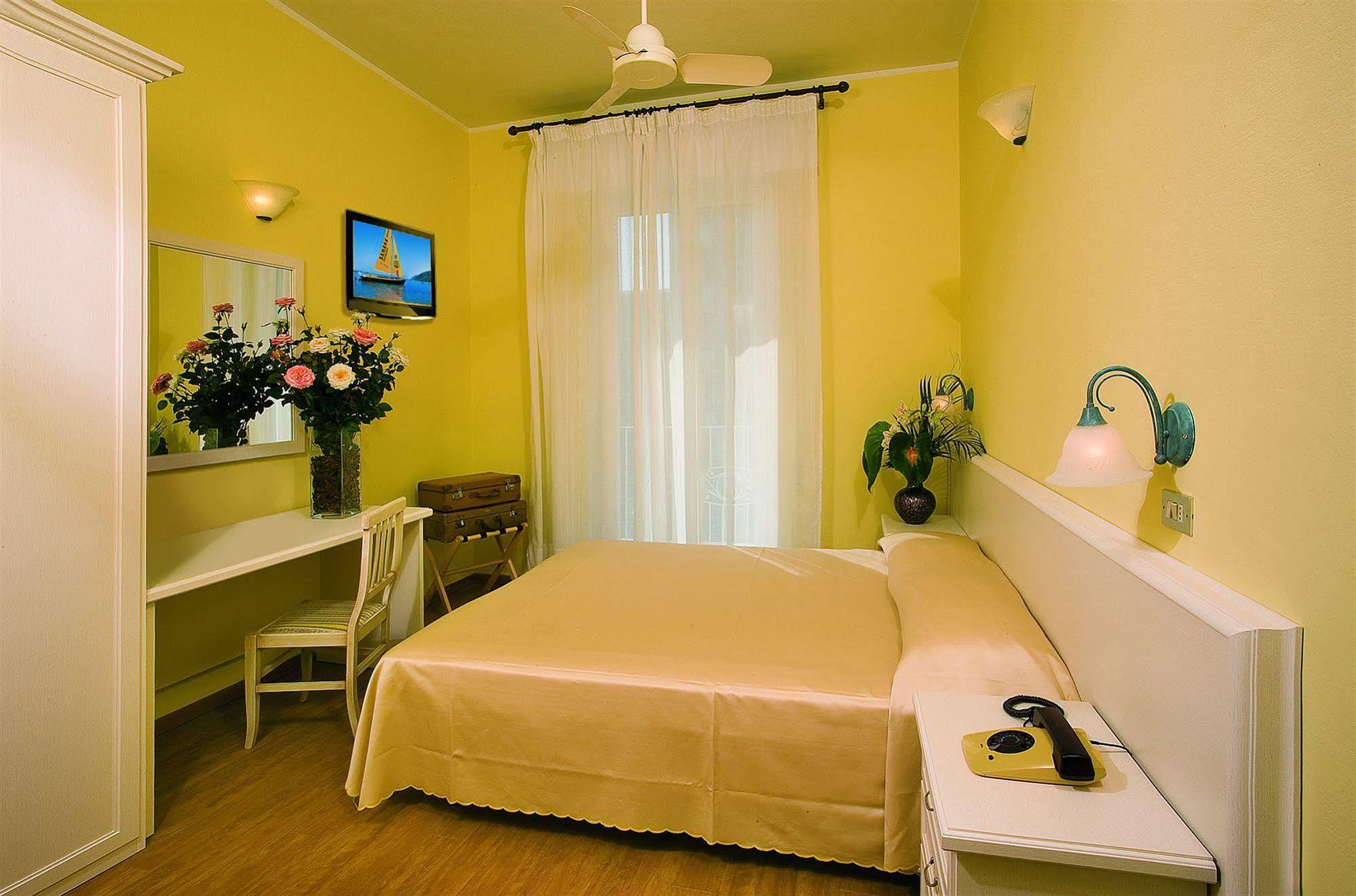 Hotel Plaza Gabicce Mare Luaran gambar